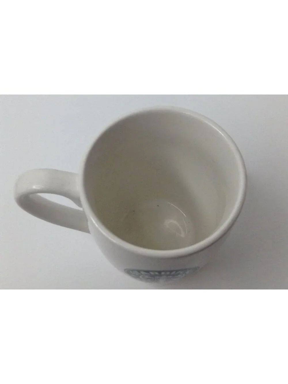 Starbucks Coffee Mug White 10.2oz Ceramic Microwave Dishwasher Safe 2007
